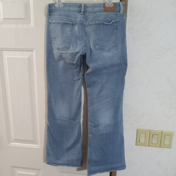 Lucky Brand Women's Lil Maggie Flared jeans 7W14386 Size 10 - Picture 5 of 9